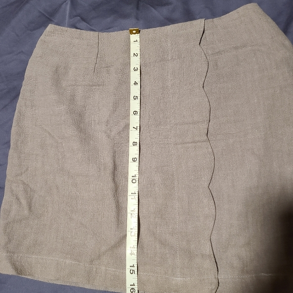 Le Lis Linen Short Skirt - Picture 8 of 8